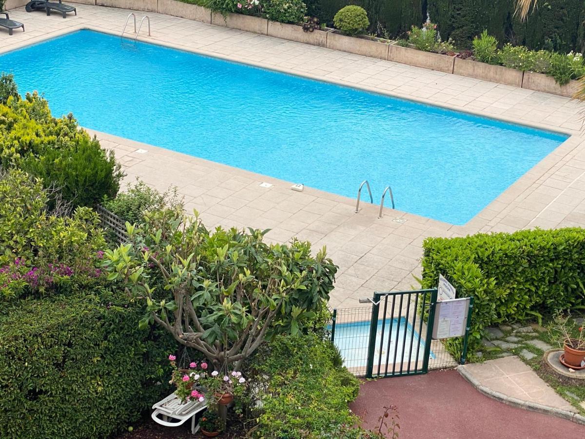 Superbe 2P Vue Mer, Ensoleille, Piscine โรกบรูน-กัป-มาร์แต็ง ภายนอก รูปภาพ
