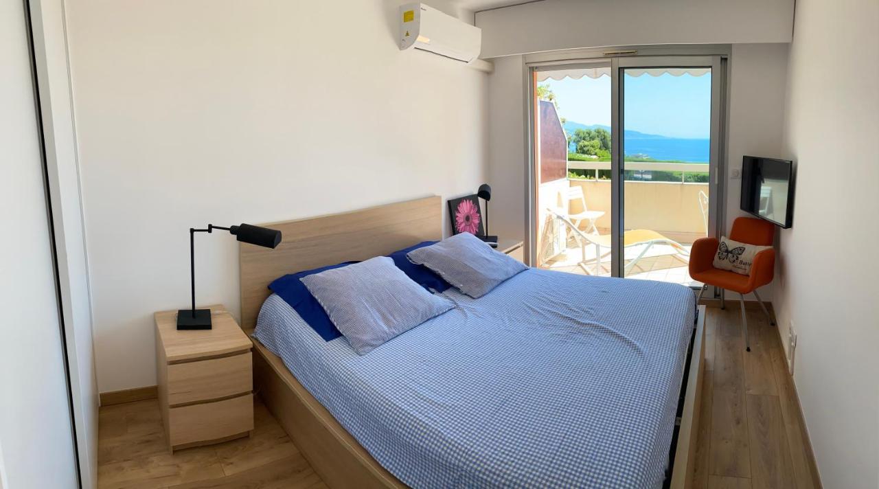 Superbe 2P Vue Mer, Ensoleille, Piscine โรกบรูน-กัป-มาร์แต็ง ภายนอก รูปภาพ